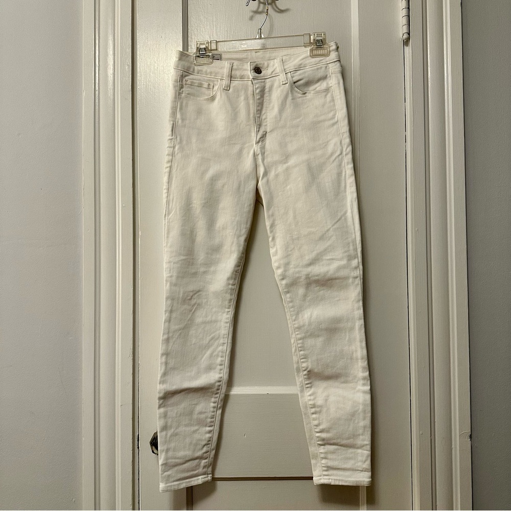 Gap Universal High Rise Jean in white